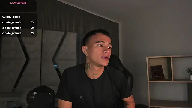 LiamDeep: απευθείας συνομιλία ΧΧΧ