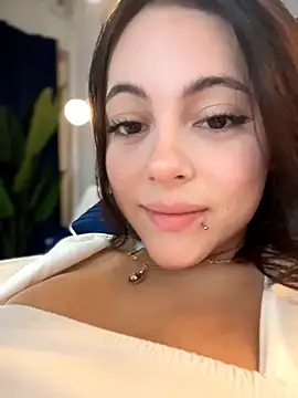 TeaseDollXXX: онлайн-секс-чат