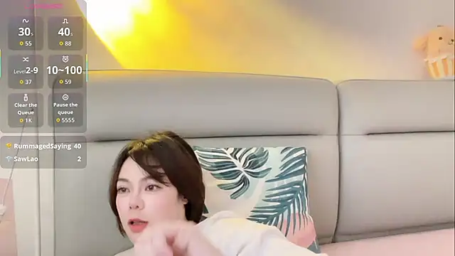 XXX chat uživo modela Linda-LL