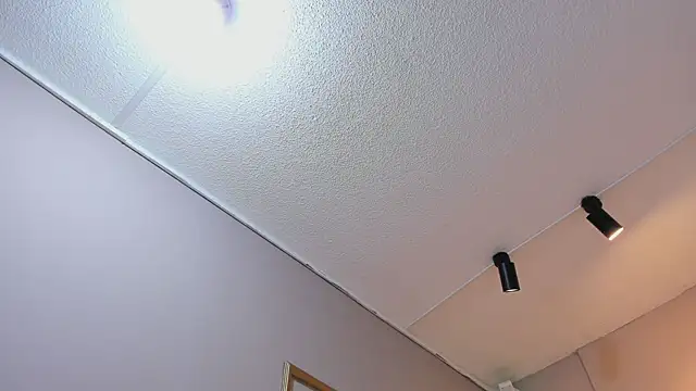 XXX chat uživo modela NahimiThompson