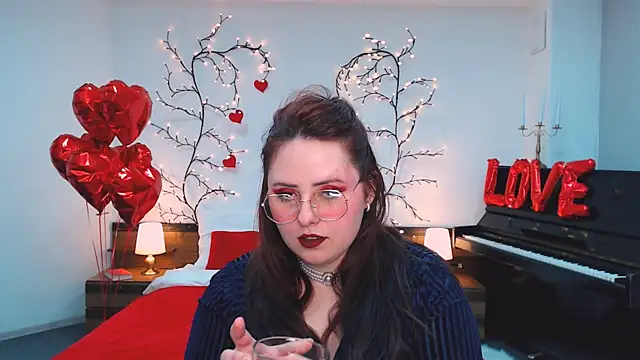 Czat XXX na żywo – Hennessy_bunny