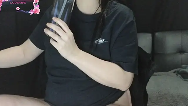 Mia_G0ld Chat XXX live