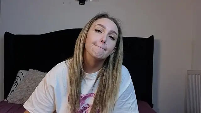 AnnaMaee Chat XXX live