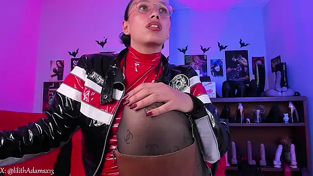 lilith-deveraux Live XXX Chat