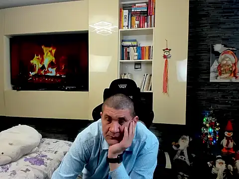 SpartacusDaddy48 现场XXX聊天