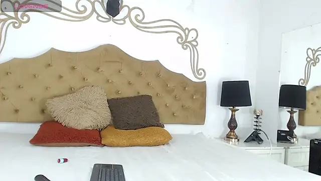 CloeCastilloのライブXXXチャット