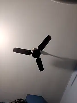 Koziekylie live XXX chat