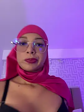 عرض كام naishaa_