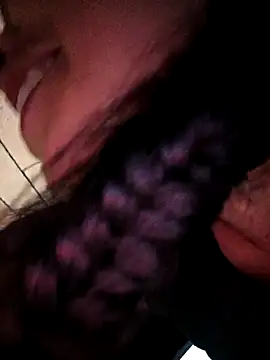 MiaForever1 live XXX chat