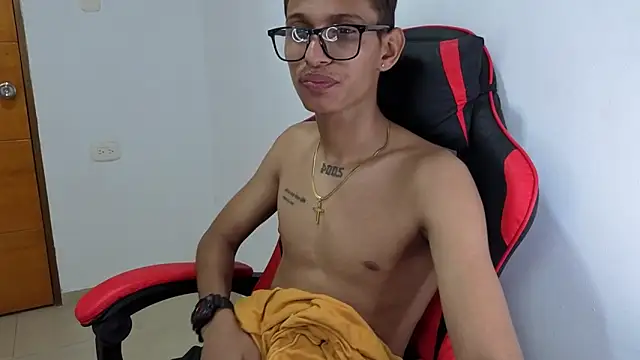 Show modela Niklausxxx na web-kameri