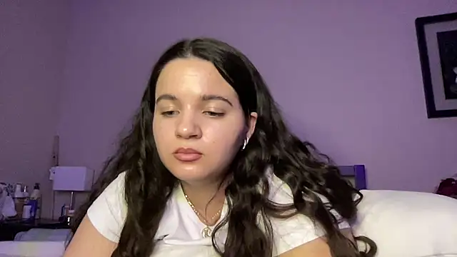 Онлайн чат XXX SoyOceanne