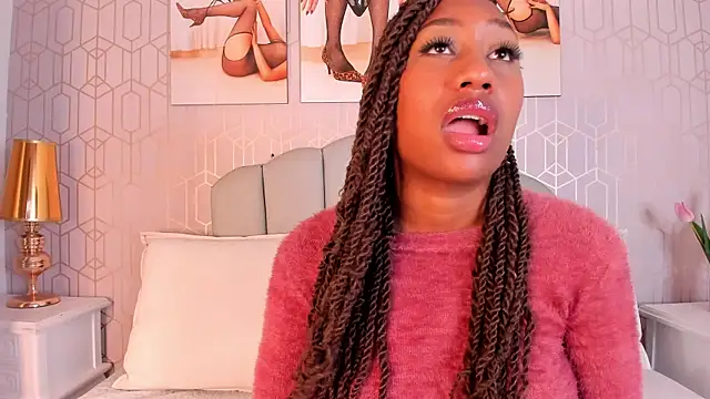 Show modela Kimberly_martinezz na web-kameri