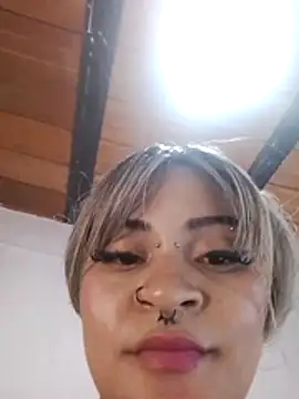 XXX chat uživo modela RubyCastellanos_XXXX