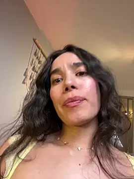 Irish_Collins লাইভ XXX চ্যাট