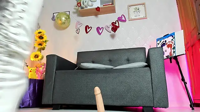 XXX chat uživo modela Alaia_Love77