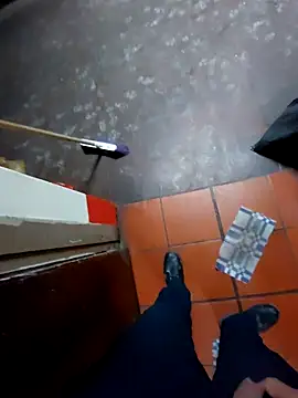 Show modela Camilo-31RI na web-kameri