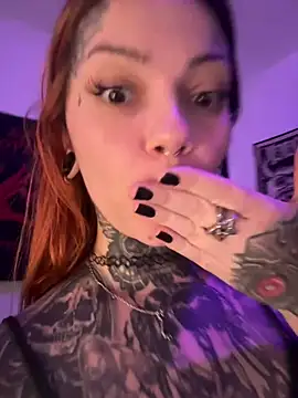 Czat XXX na żywo – lucyhaunted