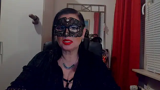 XXX chat uživo modela LadyMaxime511