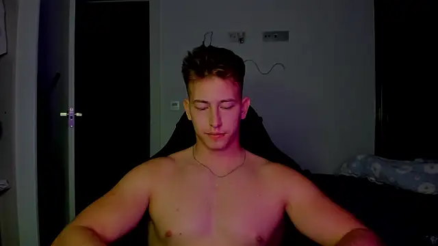 find0m_master 在線直播表演