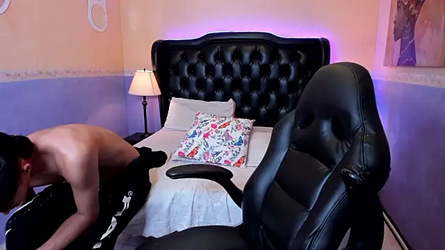 Chat XXX ao vivo de Ethan_Jamees