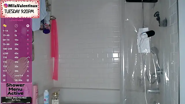 XXX chat uživo modela MilaValentina