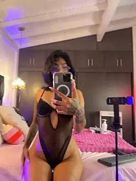 TweetiePieXXXn Webbikameraesitys