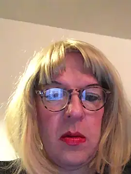 simone_xdressing Webcamshow