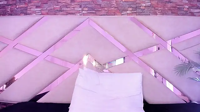 sophie_pariss 现场XXX聊天