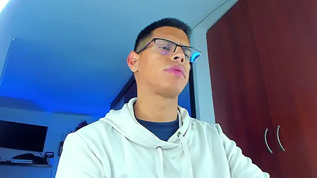 _John_Boy_ Live XXX-chat