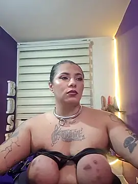 Alexa_Slavehot777: онлайн-секс-чат