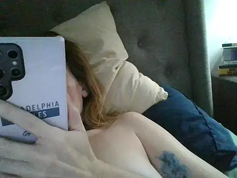 RhodesXO Show Webcam