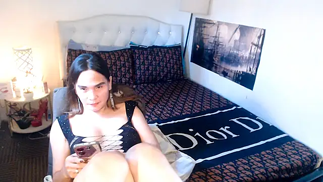 NinaDOM4CUM's Webcam Show