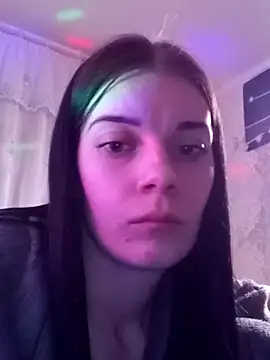 Show modela JhonSHelBy7LuNa na web-kameri