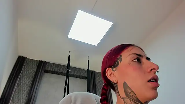 Živý XXX chat selene_red_