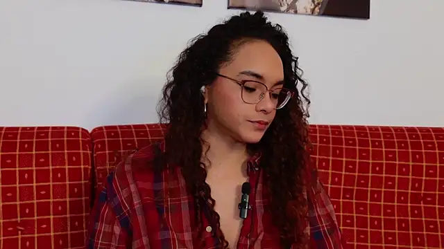 Chat +18 de Taylor_Tina ao vivo