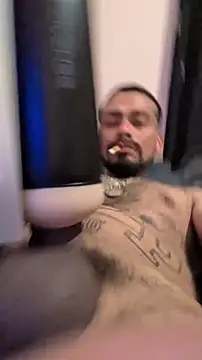 Cnutt310 Adlı Modelin Web Kamerası Şovu