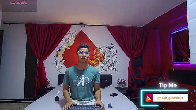 XXX chat uživo modela Noah_Greenhartt