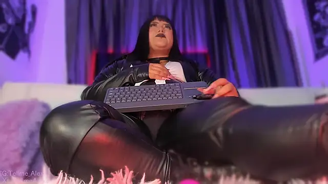 Tellme_Alexa Live XXX Chat