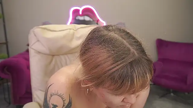 Онлайн чат XXX BellaLaPetit