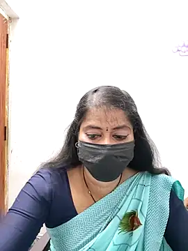 tamil_Sigappu_Roja – Naživo XXX chat