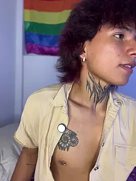 Czat XXX na żywo – bellamy_095