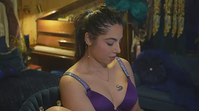 VanessaDoyle: онлайн-секс-чат