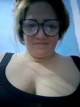 Carlotaazul élő XXX-chatje