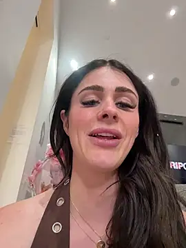 aus_queen live XXX chat