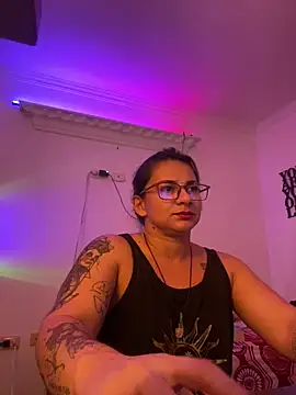 Amarantha_666 élő XXX-chatje