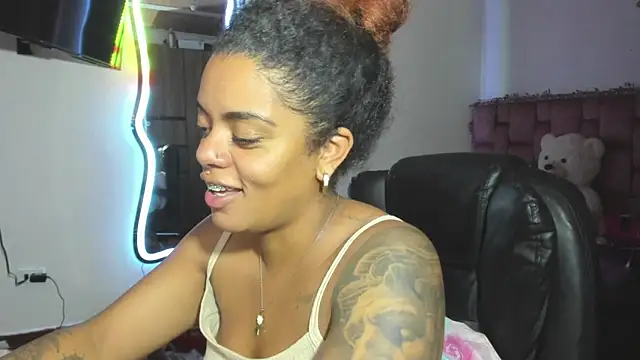 Chat XXX ao vivo de ladyrd1