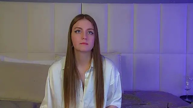 SofiaSarvain 라이브 XXX 채팅