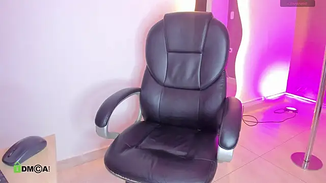 Webkamerová show Tiphanysalvatore