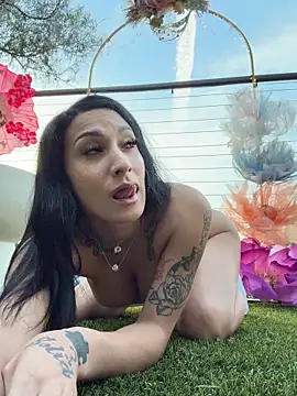 FerrariFrench – Naživo XXX chat