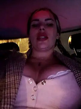 Cata_city1106's Live XXX Chat